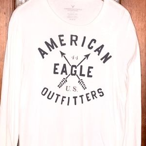 American Eagle Outfitters Long Sleeve Tee